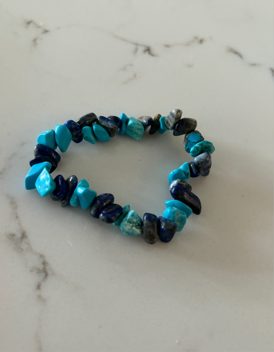 Blue turquoise and lapis lazuli crystal bracelet